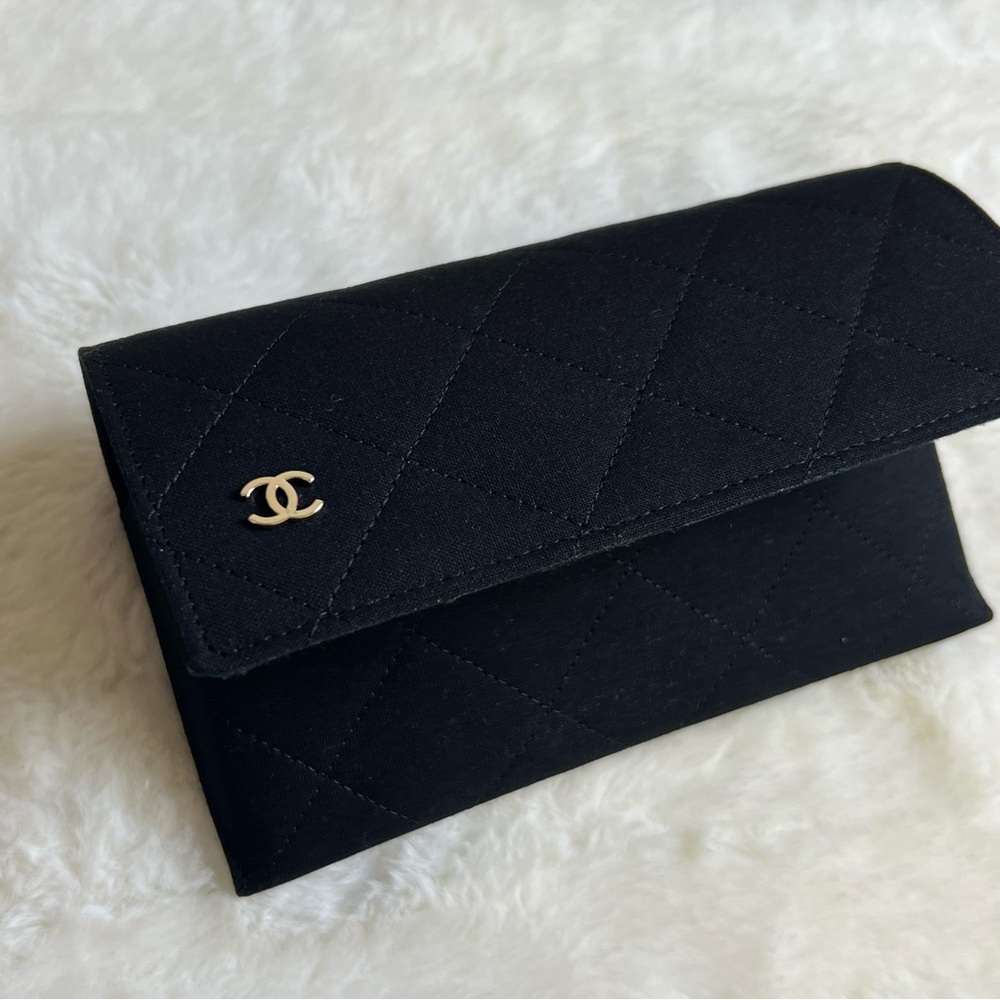 Chanel sunglasses - Picture 4 of 8